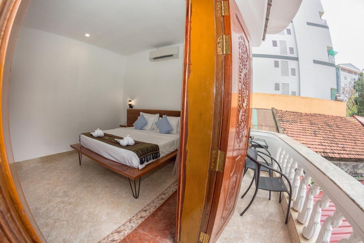 Poolside Villa Phnompen Kültér fotó